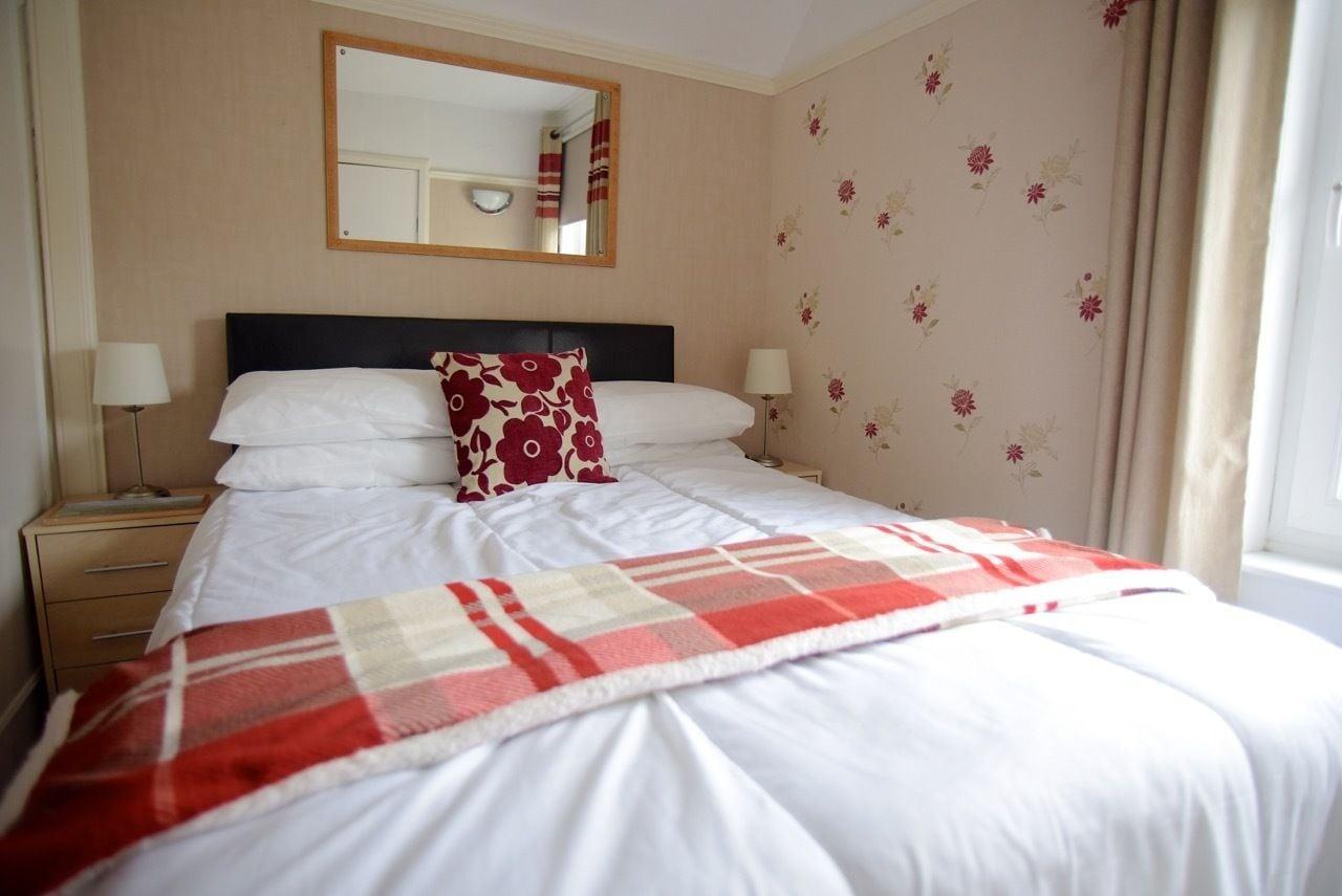 Oyo Inverour Guest House Gairlochy Екстер'єр фото