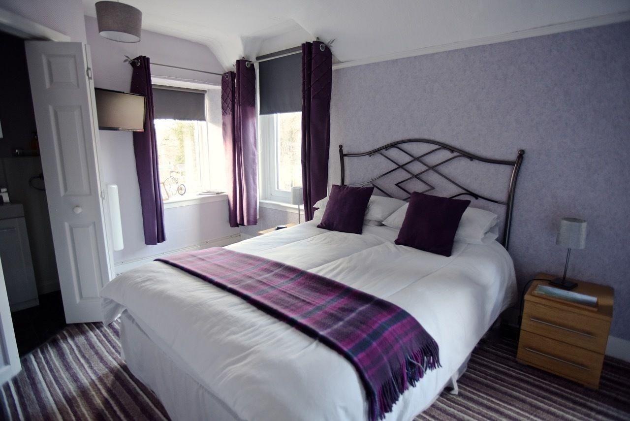 Oyo Inverour Guest House Gairlochy Екстер'єр фото