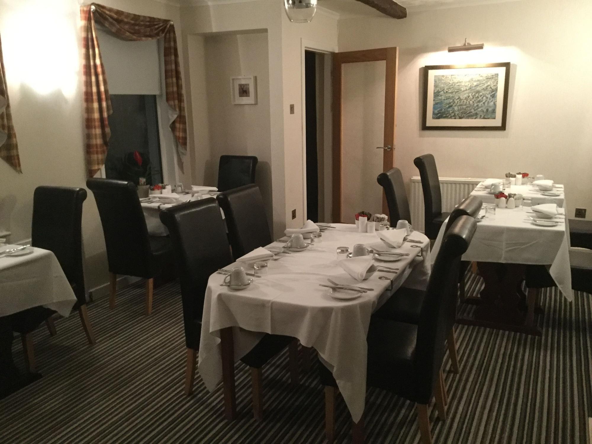 Oyo Inverour Guest House Gairlochy Екстер'єр фото